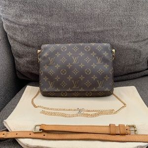 Authentic Louis Vuitton Musette